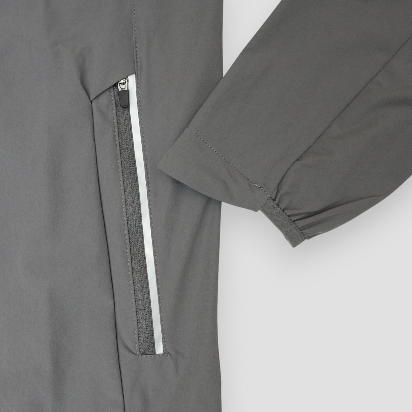 Traverse Windbreaker - Grey/Blue